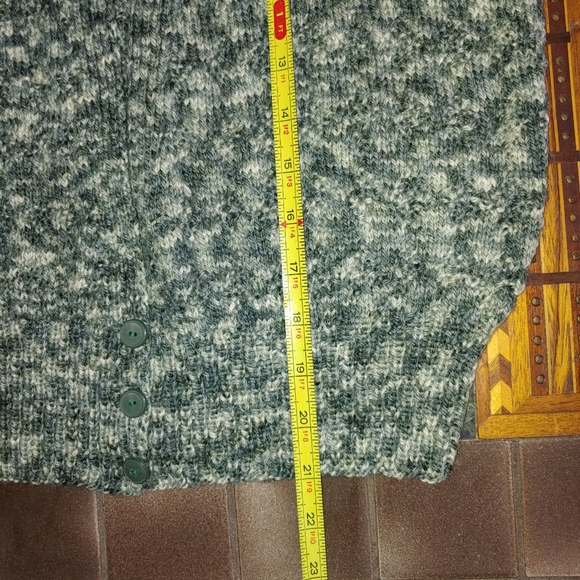 Sweater Vest Hand Knit Cropped V Neck Ribbed Vintage Styling Price is Firm - Picture 10 of 13